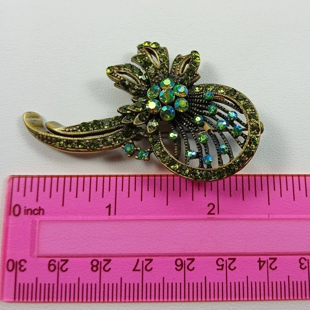 Vintage Green Rhinestone Brooch Pendant Bronze Tone‎ Floral Pin Unisex